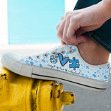 Accepter l'amour, comprendre, sensibilisation à l'autisme, chaussures basses 0622