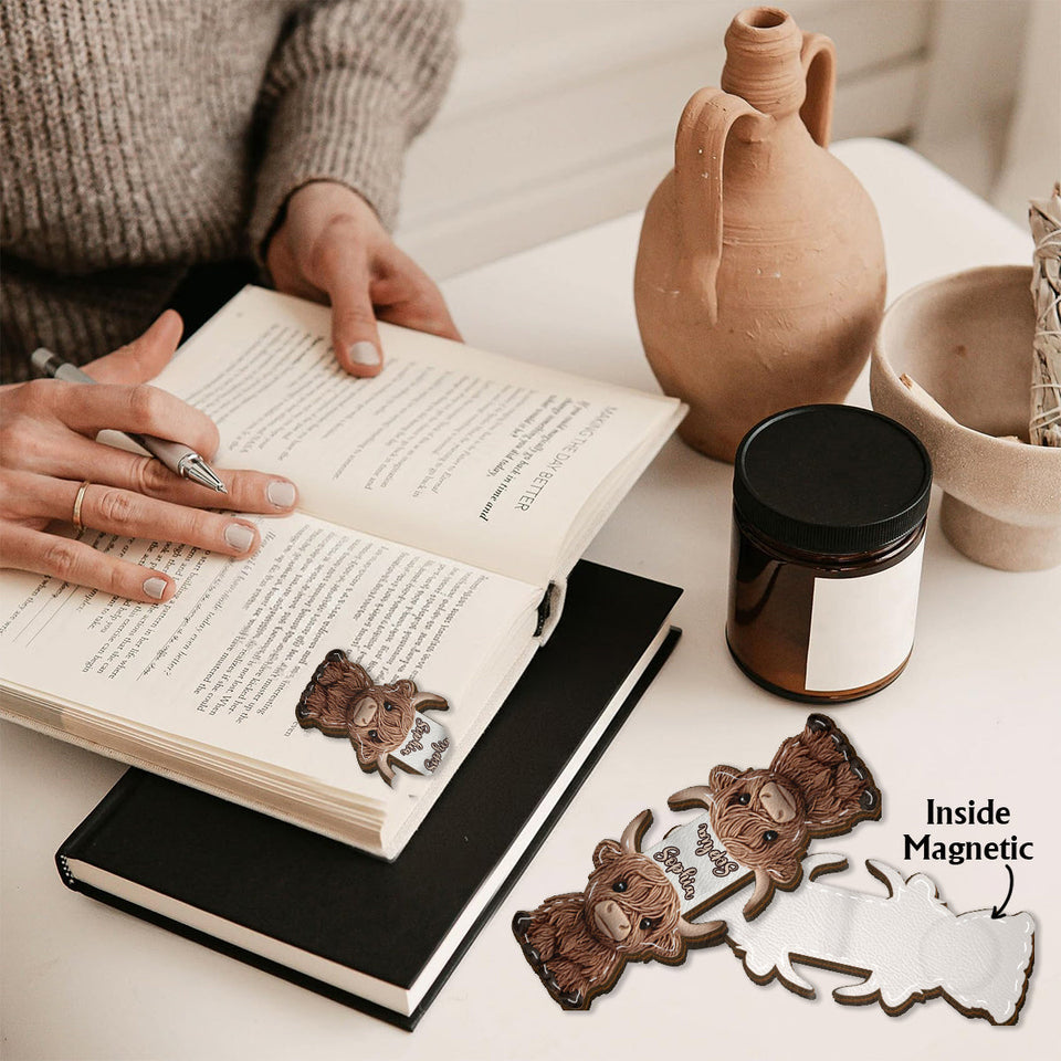 Lovely Highland Cow - Personalized Highland Cow Shaped Magnetic Bookmark