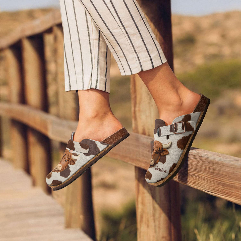Love Cow - Personalized Highland Cow Clogs With Arch Support