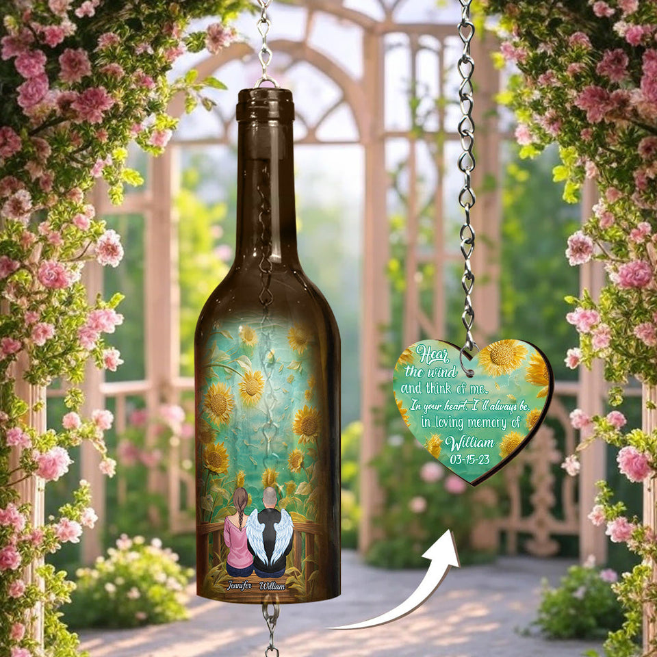 Écoutez le vent et pensez à moi - Carillon éolien personnalisé en forme de bouteille de vin commémorative