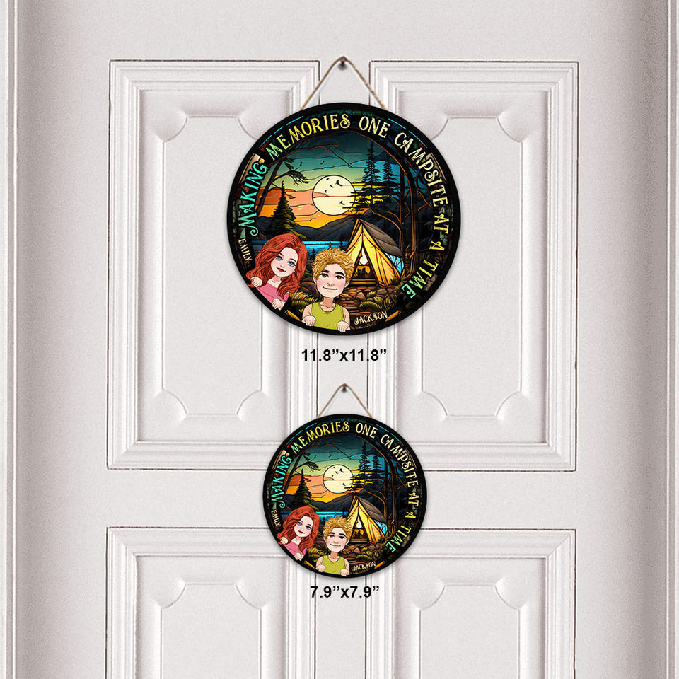 Making Memories - Personalized Camping Round Wood Sign
