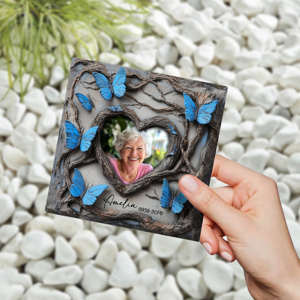 En souvenir de Papillon Bleu - Pierre commémorative carrée personnalisée
