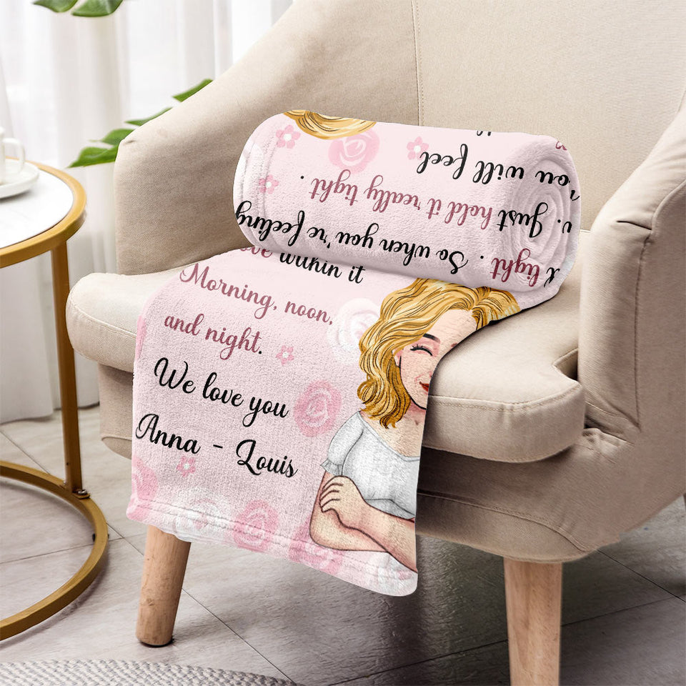 Love Name Blanket - Gift for mom, grandma, aunt, granddaughter, daughter - Personalized Blanket