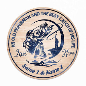 An Old Fishman - Fishing Personalized Round Wood Sign