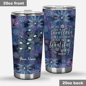 Nous sommes comme des flocons de neige - Gobelet de Noël personnalisé pour la sensibilisation à l'autisme, avec des flocons bleus et violets