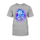 Dieu te tient dans ses bras, je te porte dans mon cœur - T-shirt et sweat à capuche personnalisés en hommage