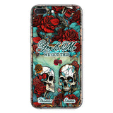 Skull Couple - Skull gift for husband, wife, boyfriend, girlfriend - Personalized Phone Case