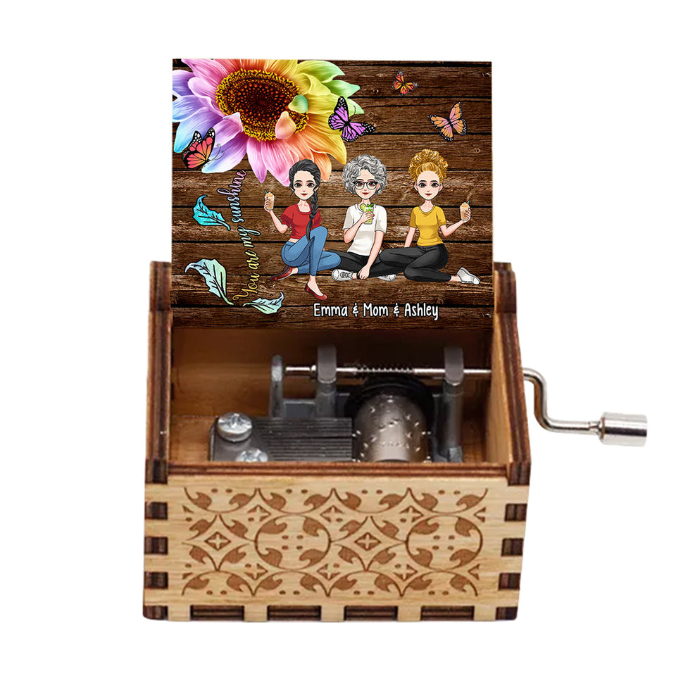 You Are My Sunshine - Personalized Mother's Day Mother Hand Crank Music Box