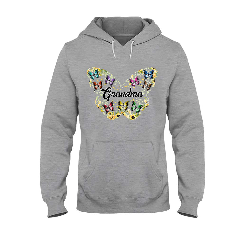 We Love You - Personalized Grandma T-shirt and Hoodie