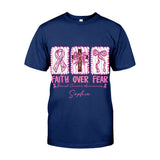Guerrière contre le cancer du sein : la foi plutôt que la peur - T-shirt et sweat à capuche personnalisés pour la sensibilisation au cancer du sein