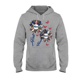 First Mom Now Grandpa - Personalized Grandma T-shirt And Hoodie