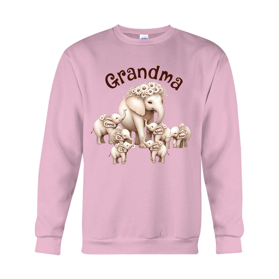 Cute Elephant - Personalized Grandma T-shirt And Hoodie