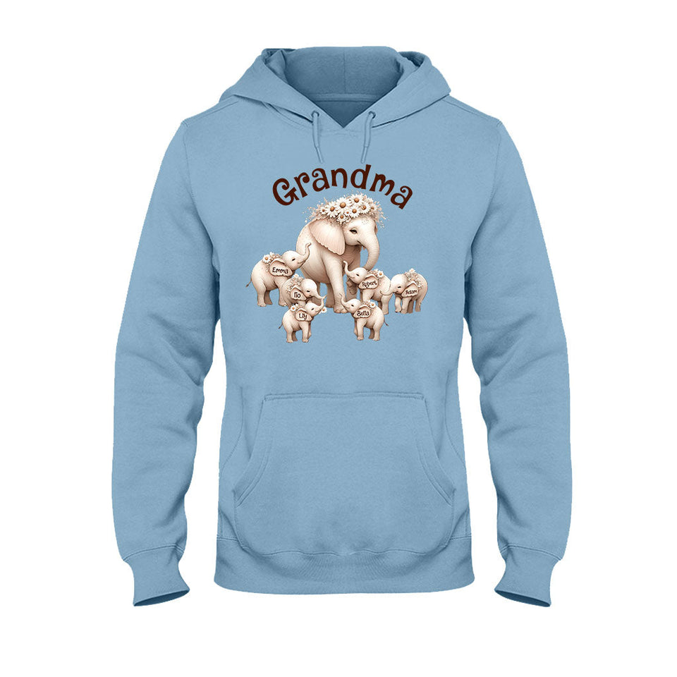 Cute Elephant - Personalized Grandma T-shirt And Hoodie