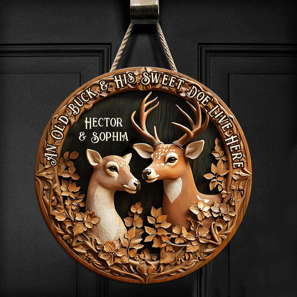 Old Buck Sweet Doe - Personalized Hunting Round Wood Sign