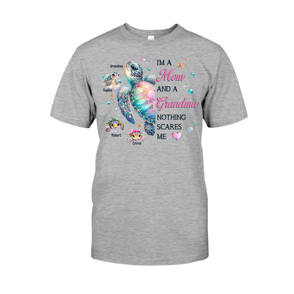 Nothing Scares Me Grandma Turtle - Personalized Grandma T-shirt And Hoodie
