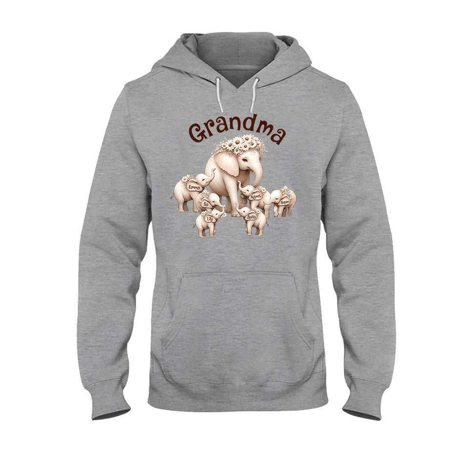 Cute Elephant - Personalized Grandma T-shirt And Hoodie