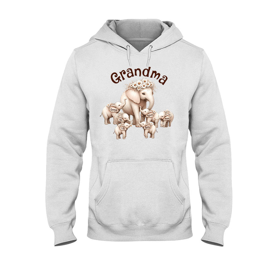 Cute Elephant - Personalized Grandma T-shirt And Hoodie